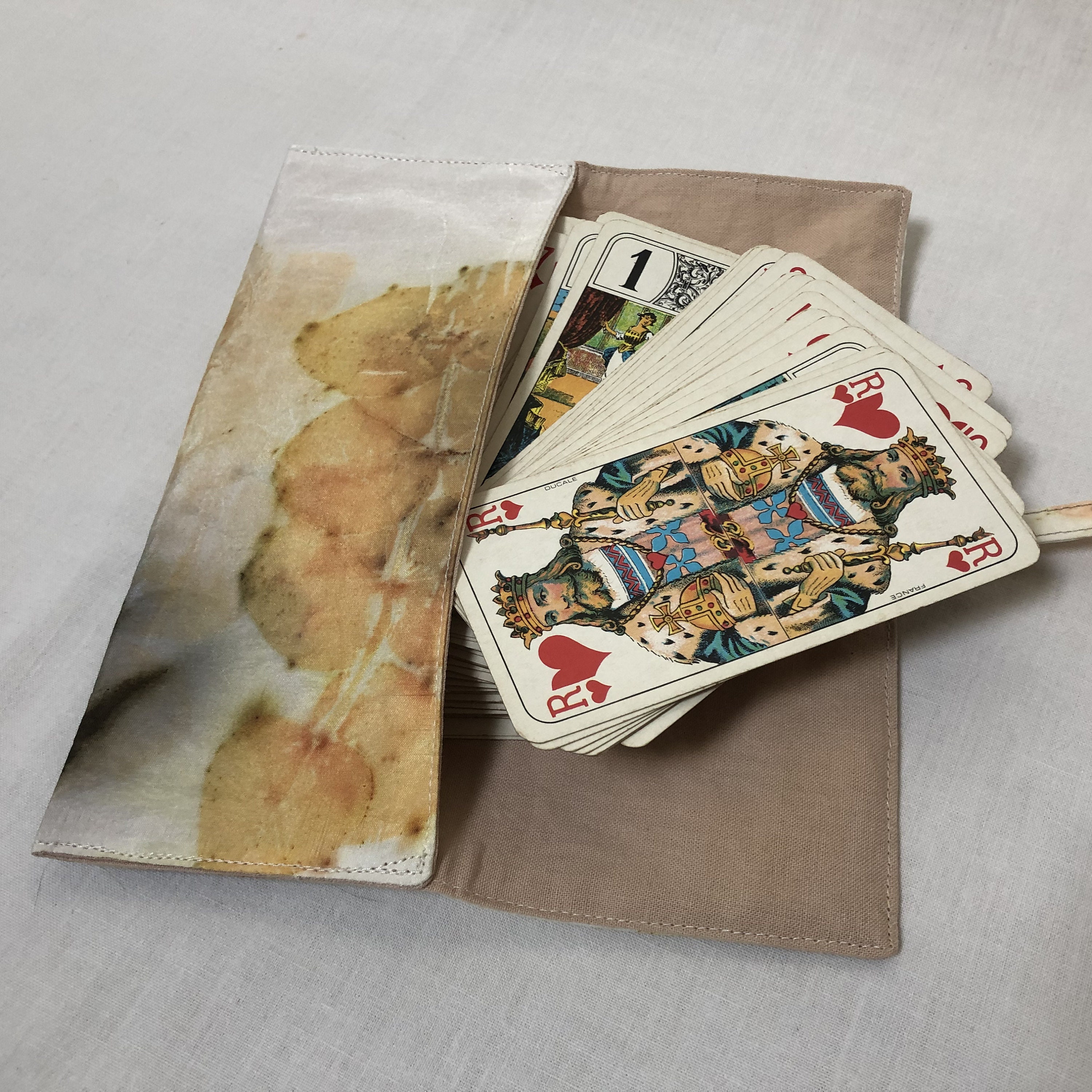 Pochette Tarot/Livre-Sac-Wrap en Coton, Teinture Végétale Écoprint-Pièce Unique-Artisanat Français-F