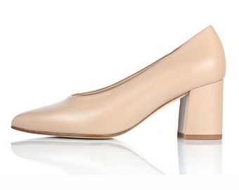 extra wide court shoes