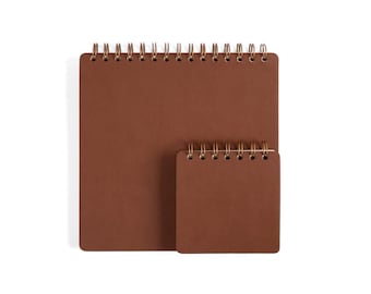 Op maat gemaakt bruin zak- of vierkant notitieboek | Tijdschrift van 4 x 4" of 8 x 8" | Bovenkant spiraalgebonden | Gepersonaliseerde cadeau | Logo | PU-leer