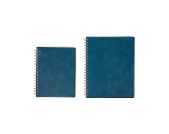 Blauw notitieboek met zachte kaft en spiraalbinding | Gepersonaliseerd cadeau met tekst of logo | 7x9" of 8,5x11" | 180 & 280 pagina's | Diverse papiersoorten | Kunstleer