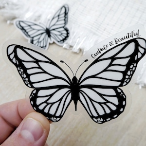 Monarch positieve bevestiging voor geestelijke gezondheid vlinder 3" vinyl sticker 'Courage Is Beautiful' waterdicht voor bidons, tijdschriften, laptop