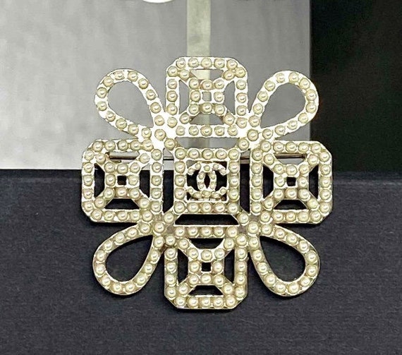 Chanel Vintage Brooch
