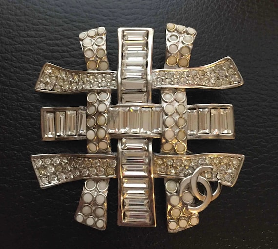 Chanel Vintage Brooch