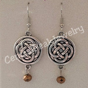 Dara Knot Earrings