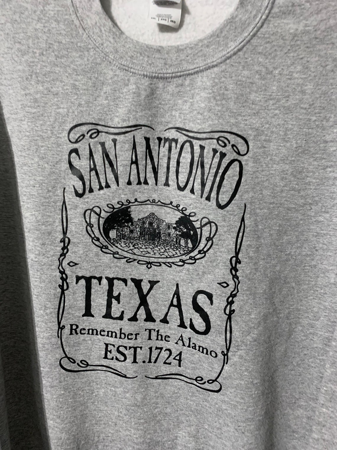 San Antonio Texas crewneck Sweatshirt size XXL. Etsy