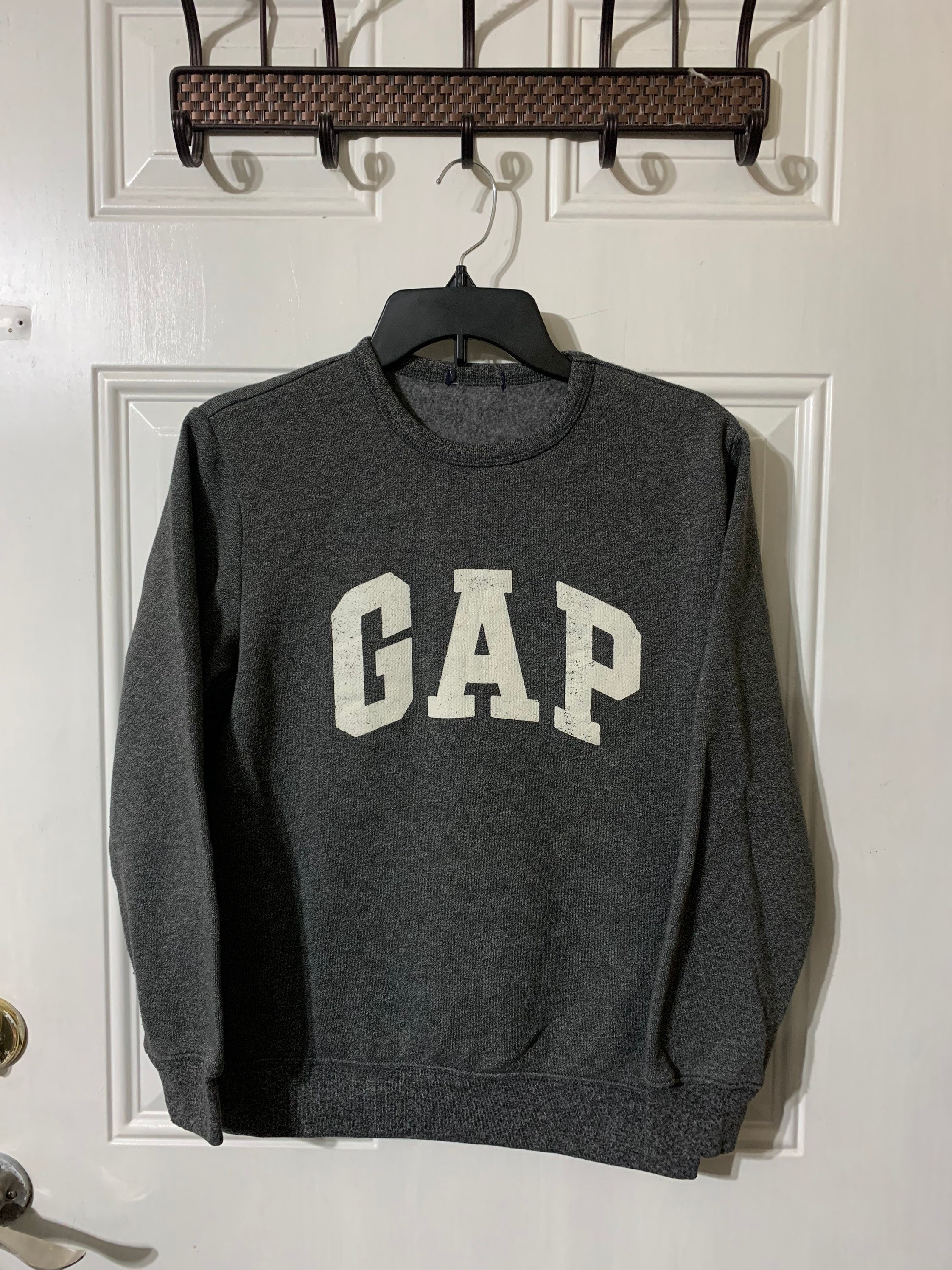 Womens GAP crewneck sweatshirt size Small. Etsy