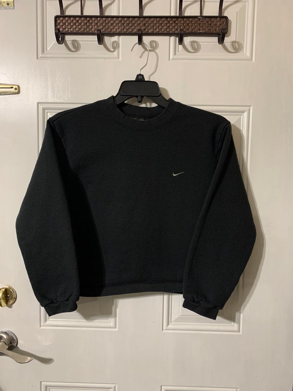 nike crop sweat