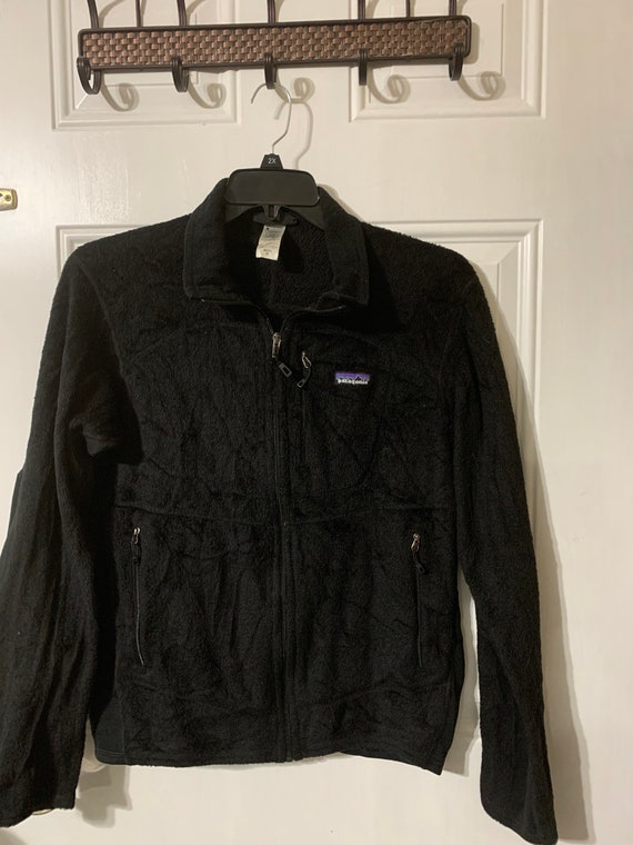 Vintage Patagonia zip up men’s fleece.