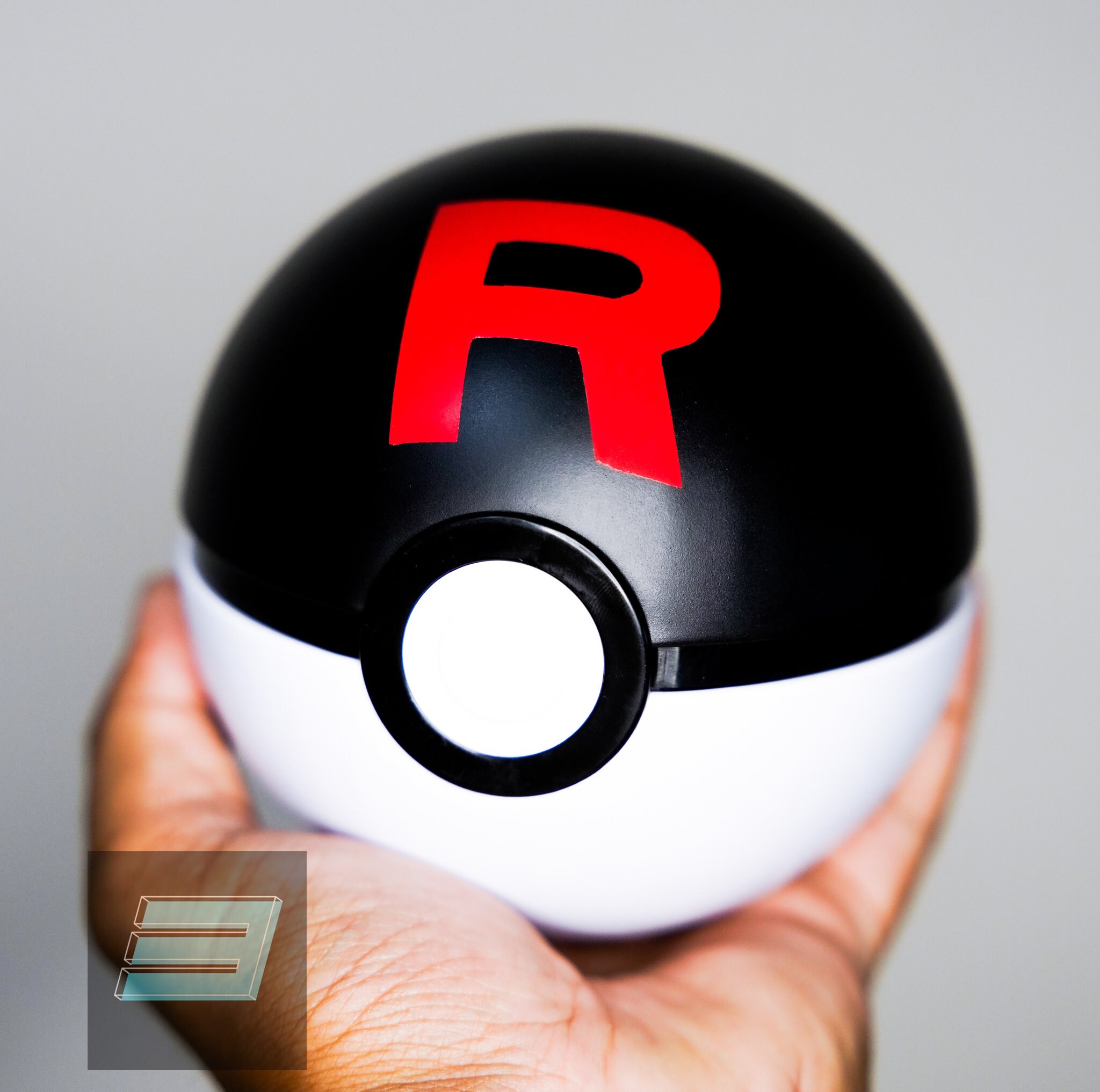 【海外限定】モンスターボール スリーブ プロフェッサー プログラム 2009 チームロケット モンスターボール *アップサイクル* ポケモン