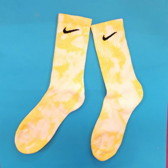 colour nike socks
