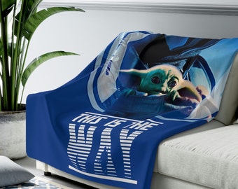 Mandalorian and Grogu Sherpa Fleece Blanket, Grogu Gift