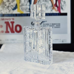 Luxurious Crystal Glass Decanter with Hancut Motif 1970s