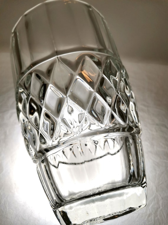 ビンテージ　チェコスロバキア製　Sklo Union フラワーベース チェコスロヴァキア Rudolf Jurnikl 型押しアートガラスの花瓶 – ing a