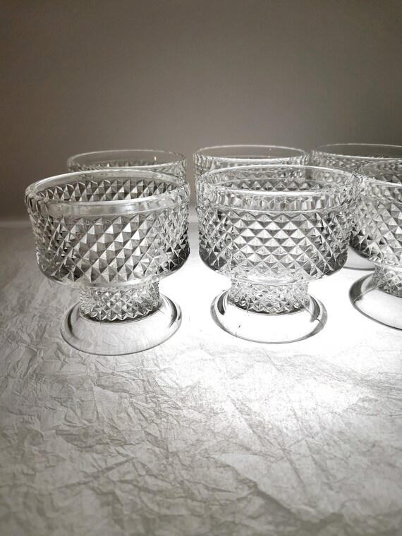 Set of 6 dessert glasses designed by Adolf Matura Libochovice glassworks