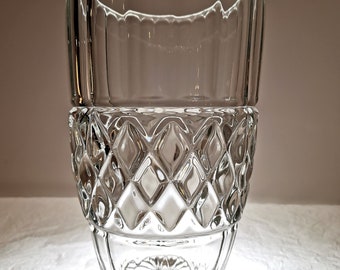 ビンテージ　チェコスロバキア製　Sklo Union フラワーベース チェコスロヴァキア Rudolf Jurnikl 型押しアートガラスの花瓶 – ing a