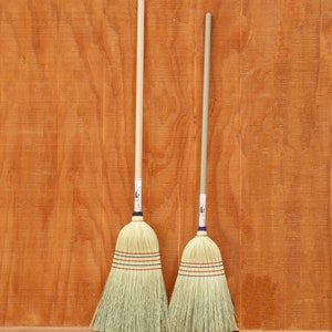Amish Handmade Corn Broom - Sustainable and Eco-Friendly Kitchen Broom - Handcrafted Hard Bristle Barn Broom - Housewarming & Wedding gift
