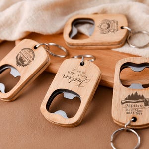 Ouvre-bouteille en bois gravé personnalisé pour garçons d'honneur, Ouvre-bouteille en bois personnalisé, Ouvre-bouteille pour garçons d'honneur, Cadeau d'anniversaire, Cadeau pour garçons d'honneur