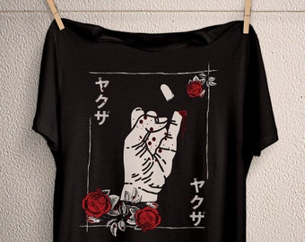 Broken promise shirt, Japanese aesthetic T-shirt, Japan street wear soft grunge clothes, kanji apparel, gothic clothing, plus size goth