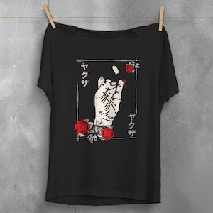 Broken promise shirt, Japanese aesthetic T-shirt, Japan street wear soft grunge clothes, kanji apparel, gothic clothing, plus size goth