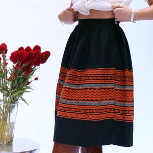 Vintage 1950s Mexican Embroidered Full Skirt Vintage circle skirt, vintage Mexican skirt image 3