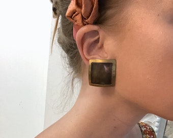 CONCAVE SQUARE EARCLIPS — vintage tortoiseshell earrings — vintage square clip on earrings