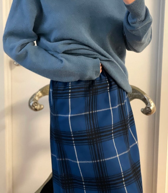 Vintage Blue Tartan Wool Skirt - SMALL vintage bl… - image 7