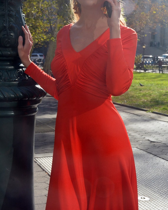 1970s Orange Ruched Jersey V-Neck Maxidress - image 4