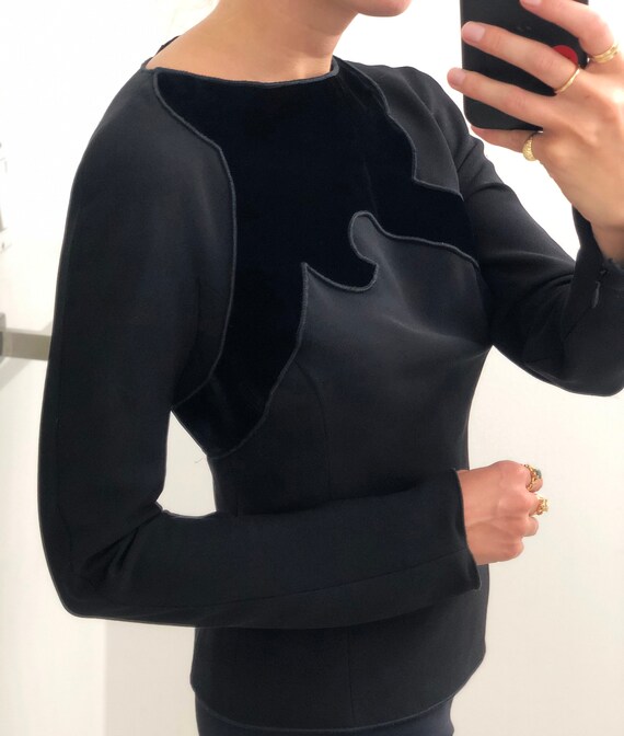 VINTAGE GIORGIO ARMANI Fitted Velvet Top — V