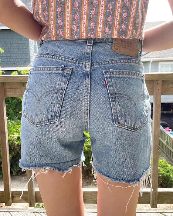 Vintage Levi's Denim Shorts size XS - vintage Levi's cutoffs size 25 size 26 - Vintage jean shorts - Levi's jean shorts bermuda length
