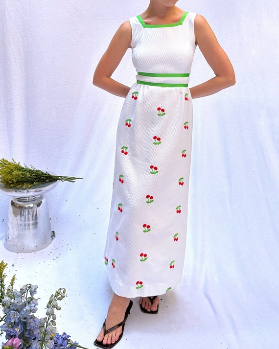 Vintage 1960s Cherry Print Column Dress