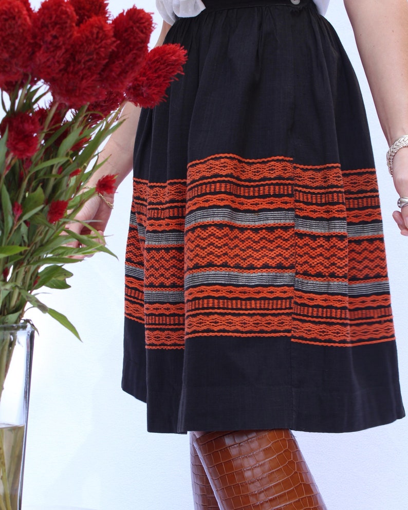 Vintage 1950s Mexican Embroidered Full Skirt Vintage circle skirt, vintage Mexican skirt image 5