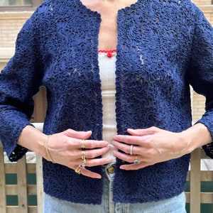 Cardigan ricamato austriaco vintage degli anni '40
