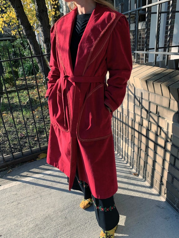 VINTAGE 1970s Suede Trench Coat — Vintage red sued