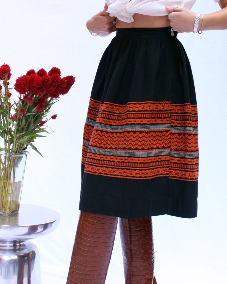 Vintage 1950s Mexican Embroidered Full Skirt Vintage circle skirt, vintage Mexican skirt image 3