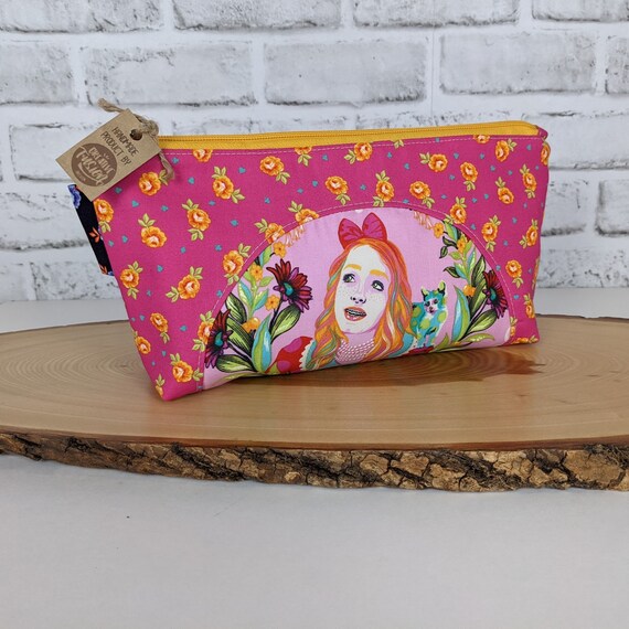 Alice in Wonderland Makeup Pouch 