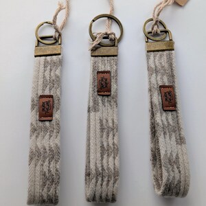 Pendleton Wool Wrist Keychain: Handmade Key Fob 画像 4