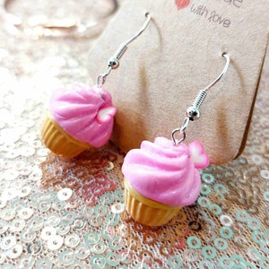 Mini Cupcake Earrings Cupcake Earrings 90s Y2K Snack Cake Earrings Birthday Earrings Cute Mother&#39;s Day Gift for Her Birthday Gift