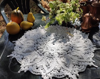 3D gehäkelte Deckchen 20-Zoll-Baumwoll-Spitze Top Hauseinweihung Geschenkidee Weiße Tischdekoration Mandala