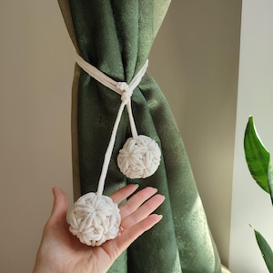 Long Curtain Tie Backs Balls Сottagecore Decor for Curtain Boho Off White Drape Holders for Modern Farmhouse Curtain Tieback