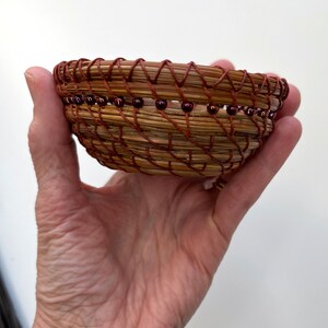 Pine Needle Mini Bowl with Nut Slice Center,Pine Needle Basket kit,Basket Weaving kit image 9