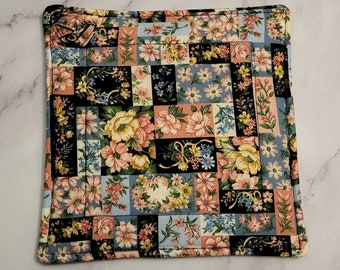 Patchwork Potholders with Hidden Loops! Available as Single or Set of 2, Housewarming Gift for Friends
