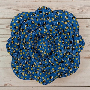 Handmade Bowl Cozy: Quilted Cotton Hot Bowl Holder - Honey Bee Print