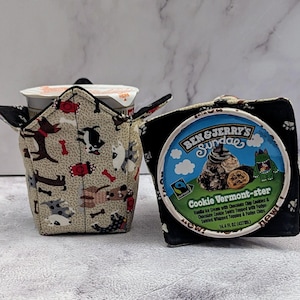 Quilted Fabric Ice Cream Pint Cozy: Handmade Dogs on Beige