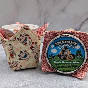 Handmade Quilted Ice Cream Pint Cozy: Lucky Cat Fabric