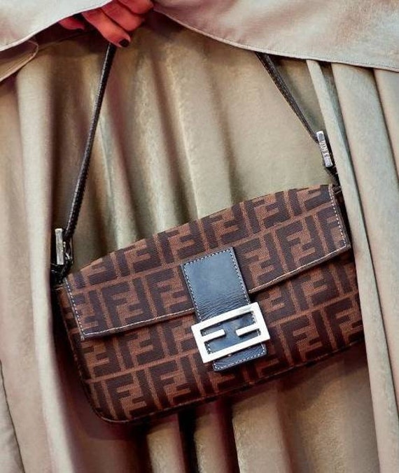 Vintage Fendi Zucca baguette bag/sholder bag/authe