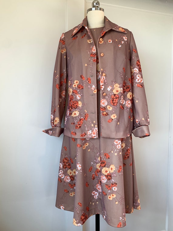 70's Floral Dress Suit with Matching Belt - image 7