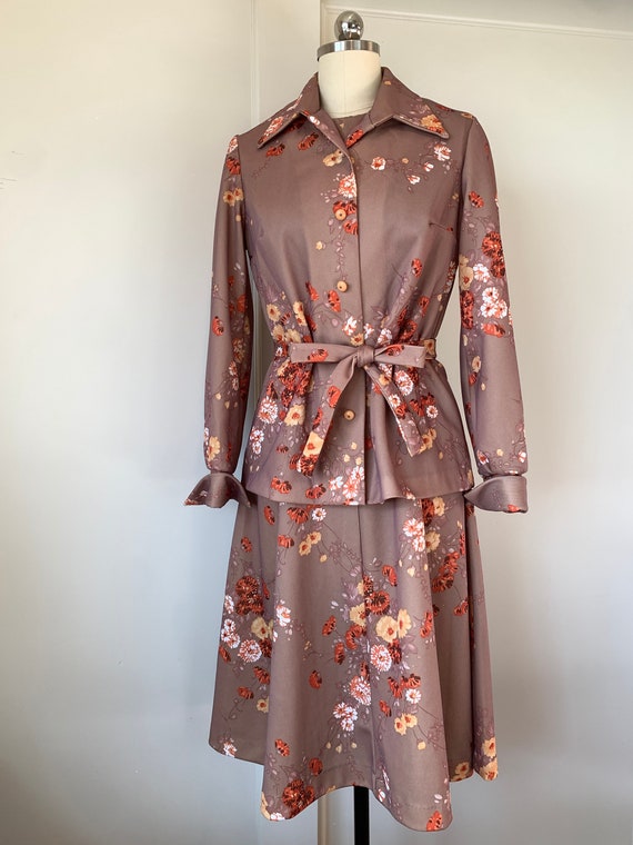 70's Floral Dress Suit with Matching Belt - image 1
