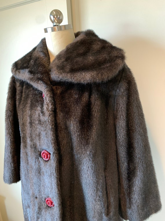 1950's Vintage Faux Fur Dark Brown Coat with Wire… - image 2
