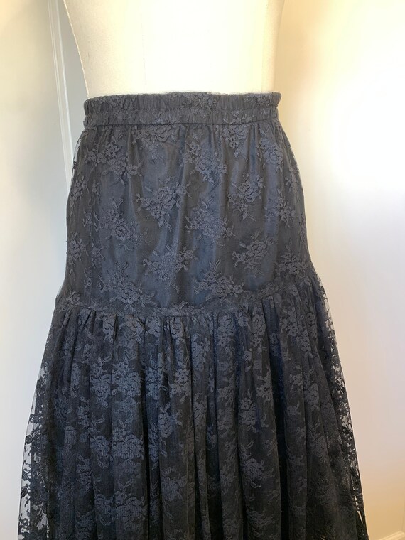 90's Etienne Brunel Black Lace Skirt - image 2