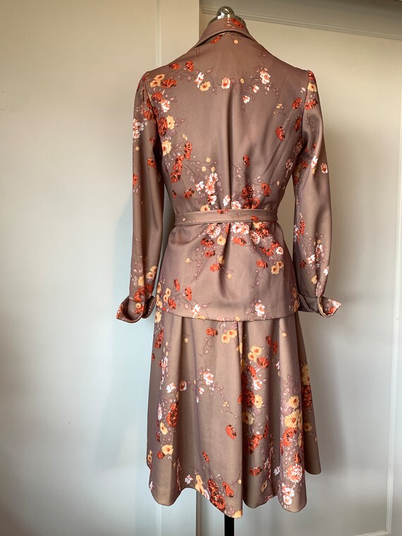 70's Floral Dress Suit with Matching Belt - image 8